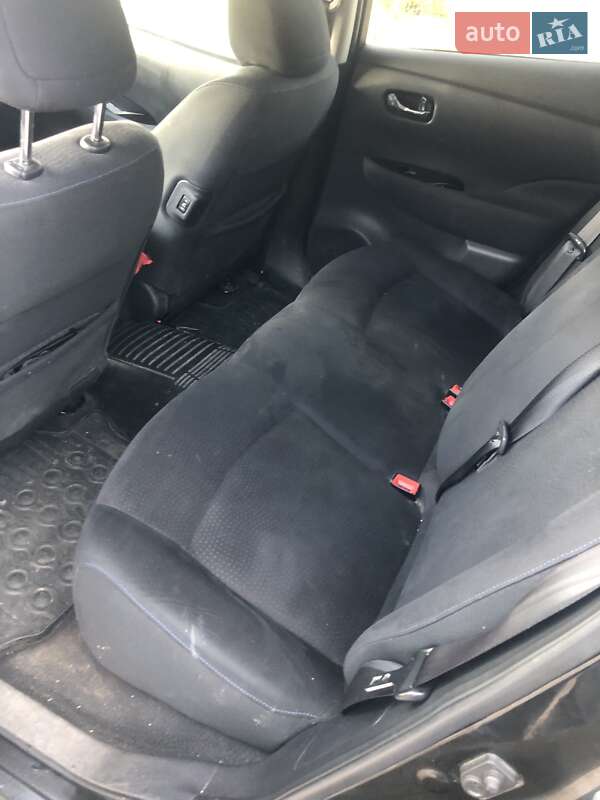 Хетчбек Nissan Leaf 2014 в Тернополі