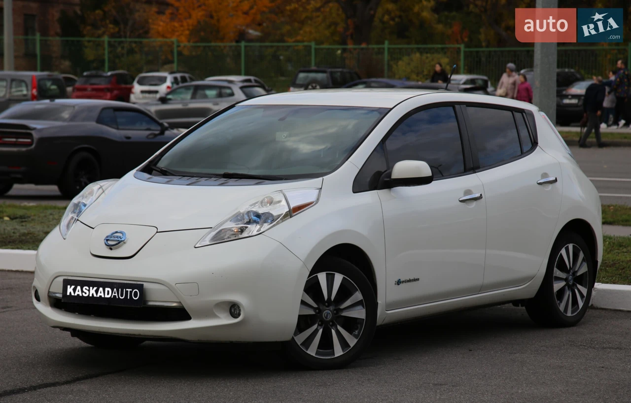 2013 Nissan Leaf - мініатюра 16
