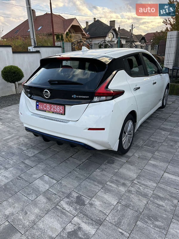 Хетчбек Nissan Leaf 2019 в Ужгороді
