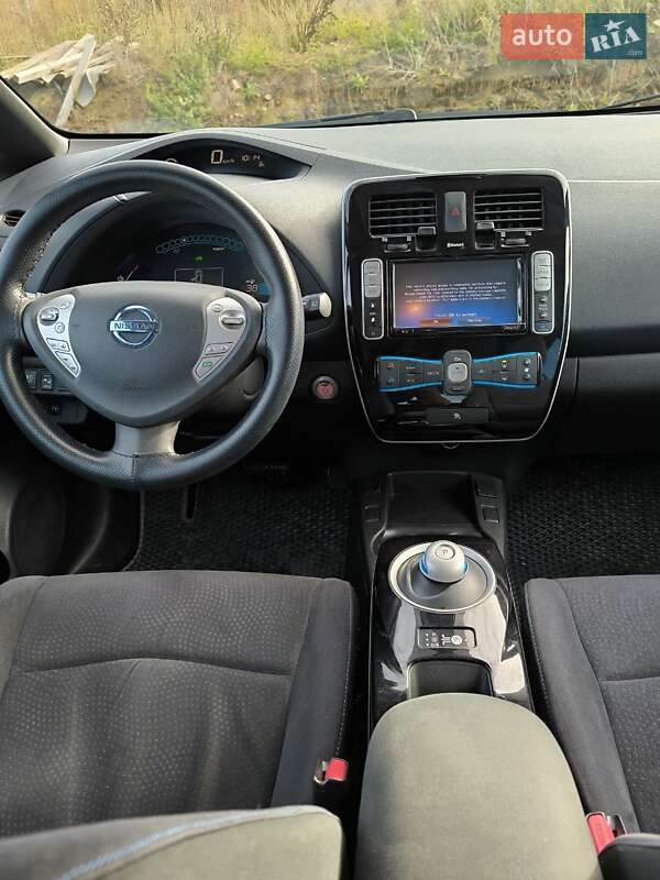 Хэтчбек Nissan Leaf 2016 в Львове фото 8 Хэтчбек Nissan Leaf 2016 в Львове