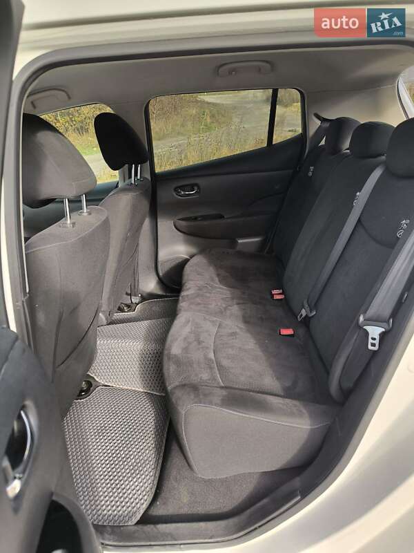 Хэтчбек Nissan Leaf 2016 в Львове фото 12 Хэтчбек Nissan Leaf 2016 в Львове