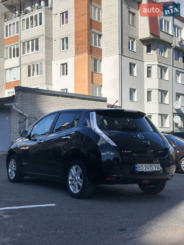 Хетчбек Nissan Leaf 2012 в Тернополі