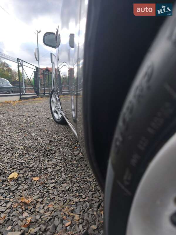 Хэтчбек Nissan Leaf 2014 в Луцке фото 48 Хэтчбек Nissan Leaf 2014 в Луцке