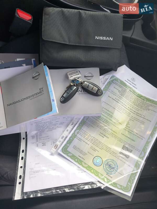 Хэтчбек Nissan Leaf 2014 в Луцке фото 58 Хэтчбек Nissan Leaf 2014 в Луцке