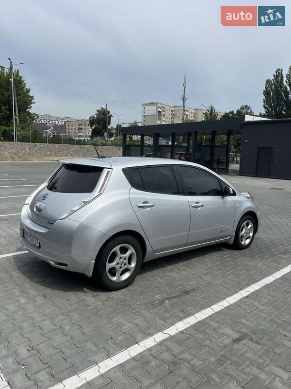 Хэтчбек Nissan Leaf 2017 в Виннице фото 4 Хэтчбек Nissan Leaf 2017 в Виннице