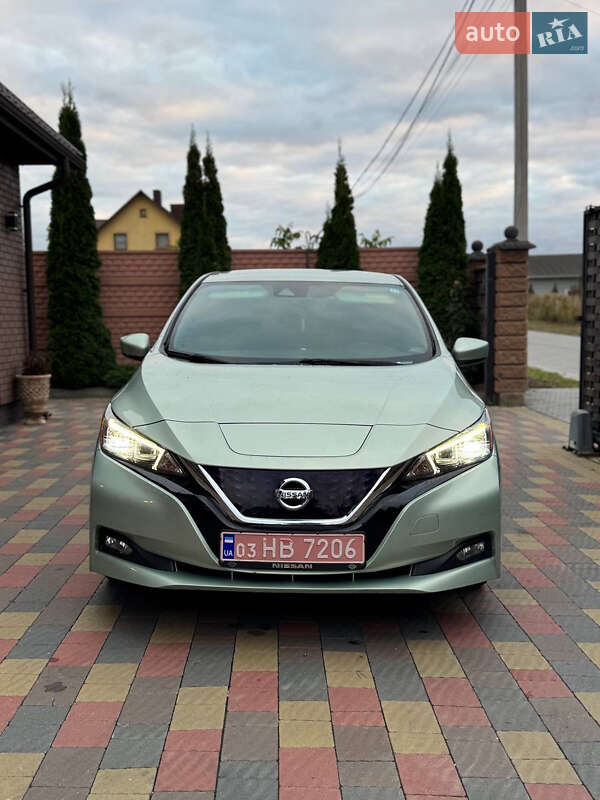Хэтчбек Nissan Leaf 2018 в Луцке