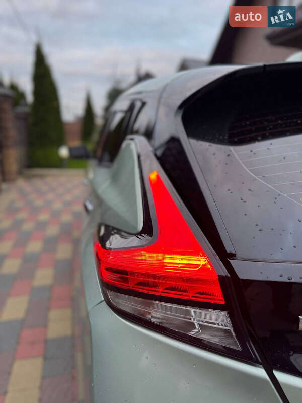 Хэтчбек Nissan Leaf 2018 в Луцке