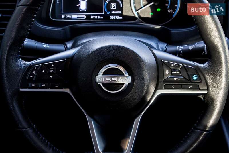 Хетчбек Nissan Leaf 2023 в Львові фото 37 Хетчбек Nissan Leaf 2023 в Львові