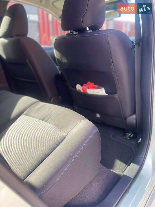 Хэтчбек Nissan Leaf 2018 в Львове фото 10 Хэтчбек Nissan Leaf 2018 в Львове