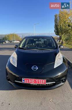 Хетчбек Nissan Leaf 2014 в  фото 4 Хетчбек Nissan Leaf 2014 в