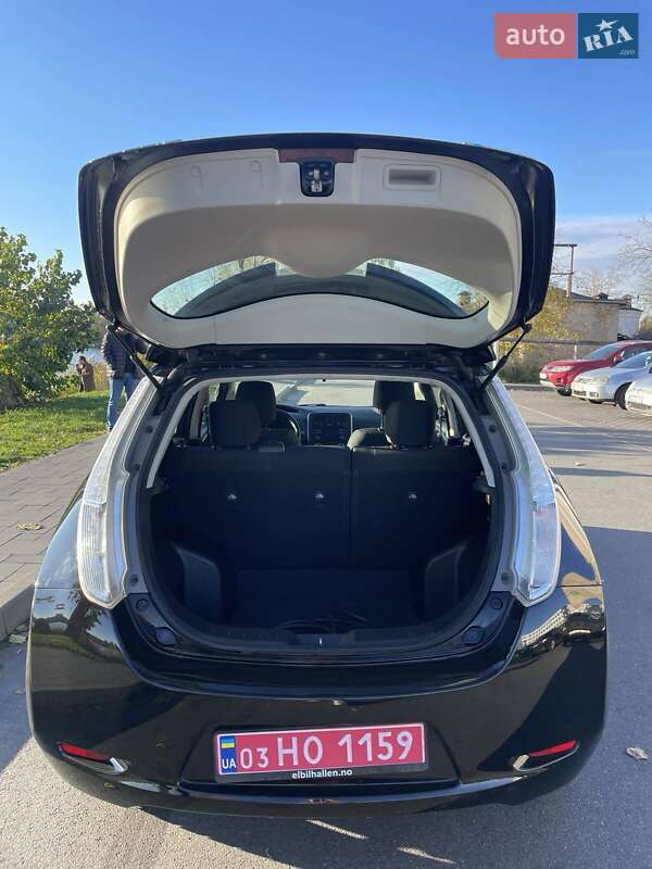 Хэтчбек Nissan Leaf 2014 в Киеве