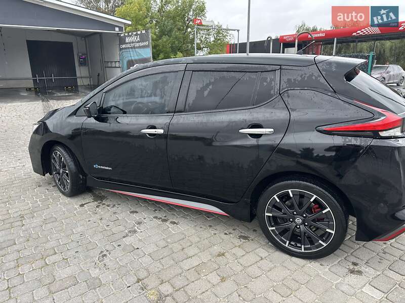 Хэтчбек Nissan Leaf 2018 в Любомле