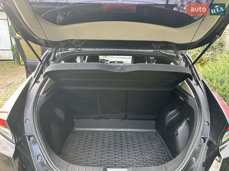 Хэтчбек Nissan Leaf 2018 в Любомле