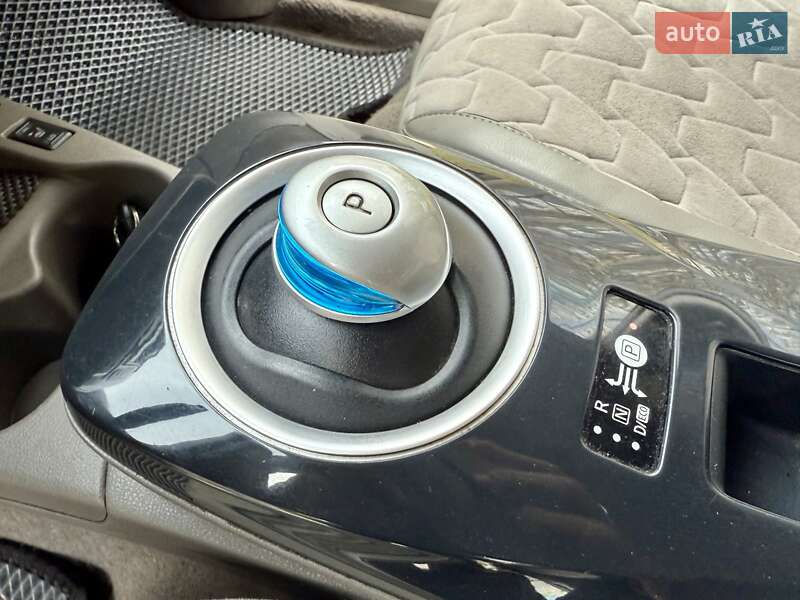 Хэтчбек Nissan Leaf 2012 в Одессе фото 37 Хэтчбек Nissan Leaf 2012 в Одессе