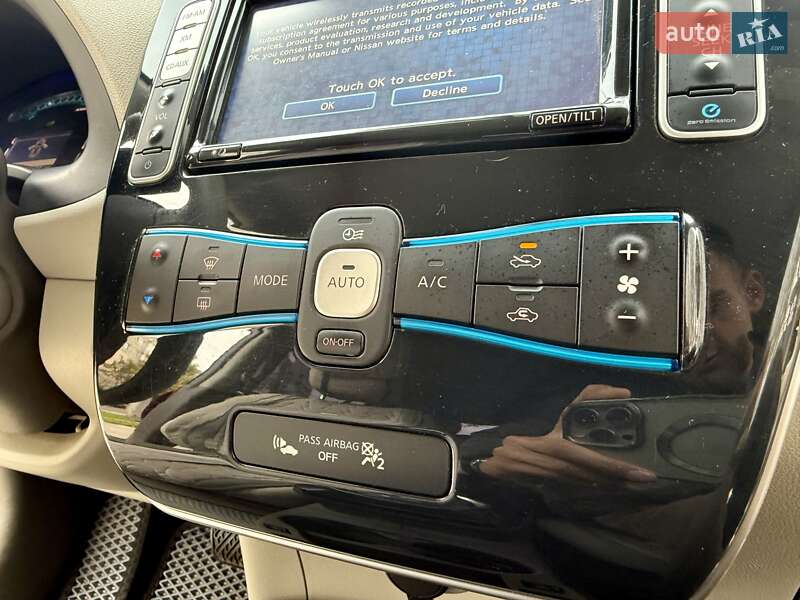 Хэтчбек Nissan Leaf 2012 в Одессе фото 51 Хэтчбек Nissan Leaf 2012 в Одессе