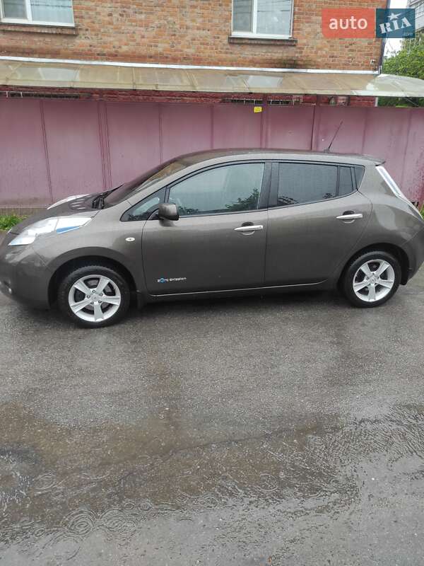 Хэтчбек Nissan Leaf 2016 в Виннице фото 5 Хэтчбек Nissan Leaf 2016 в Виннице