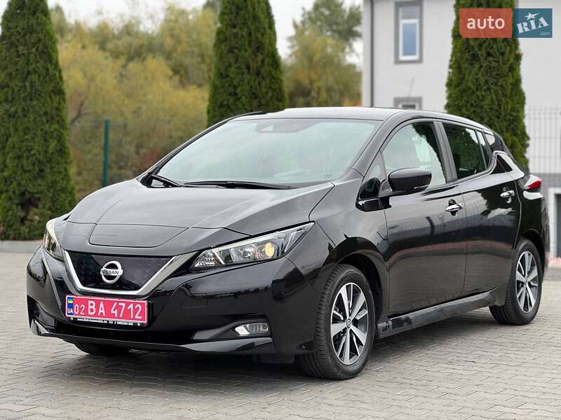 Хэтчбек Nissan Leaf 2022 в Виннице