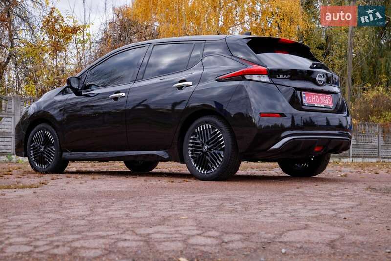 Хетчбек Nissan Leaf 2023 в Бердичеві