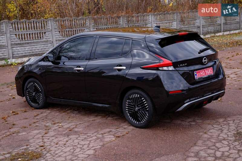Хетчбек Nissan Leaf 2023 в Бердичеві