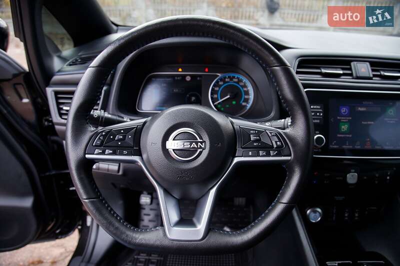 Хетчбек Nissan Leaf 2023 в Бердичеві