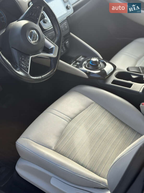 Хэтчбек Nissan Leaf 2018 в Львове фото 15 Хэтчбек Nissan Leaf 2018 в Львове