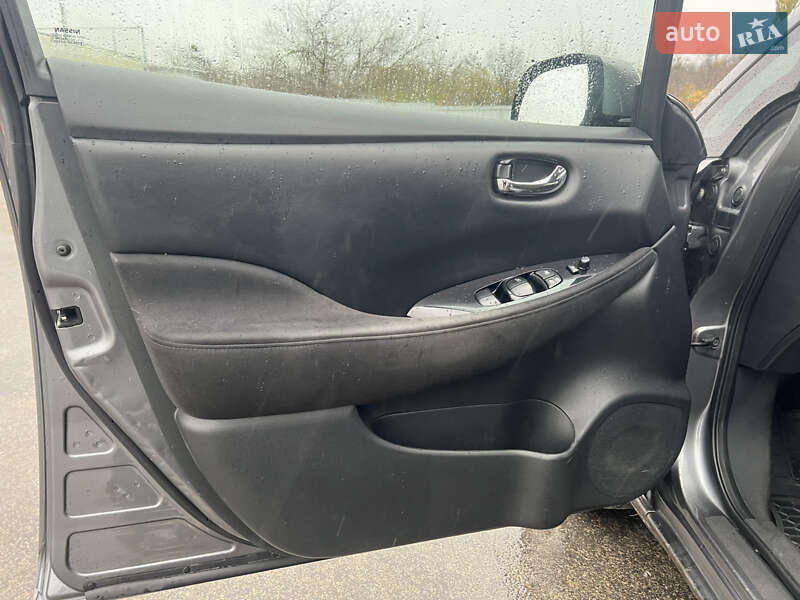 Хэтчбек Nissan Leaf 2014 в Харькове