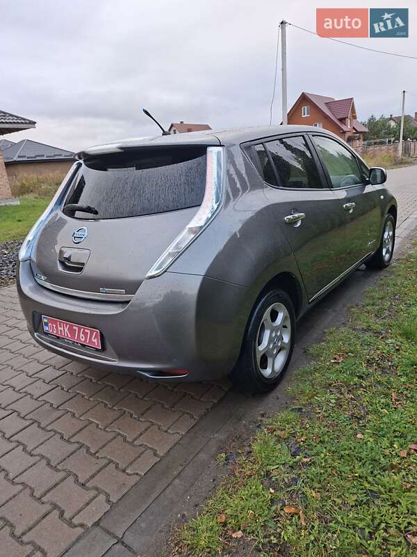 Хэтчбек Nissan Leaf 2013 в Луцке фото 6 Хэтчбек Nissan Leaf 2013 в Луцке