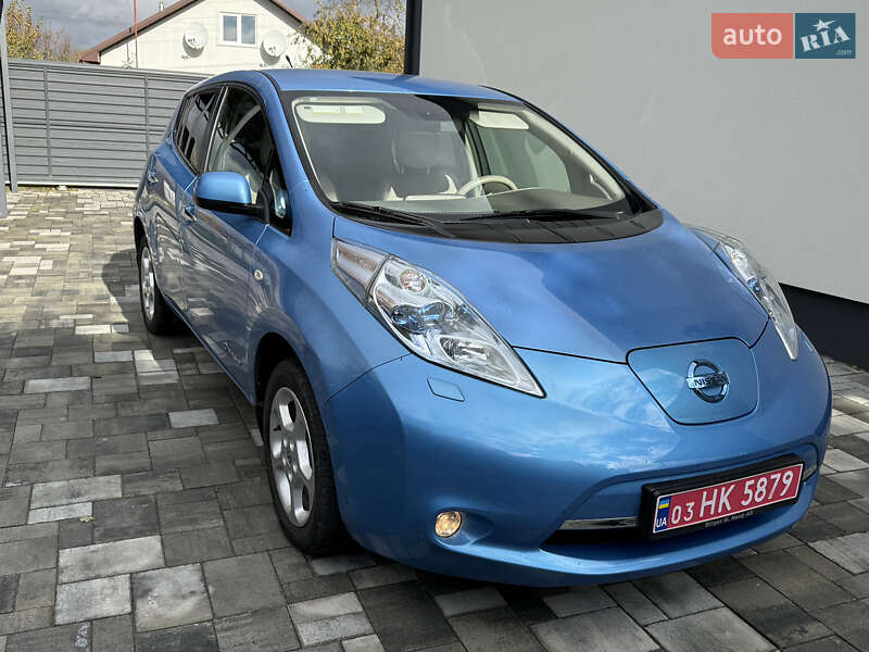 Хэтчбек Nissan Leaf 2012 в Владимире фото 2 Хэтчбек Nissan Leaf 2012 в Владимире