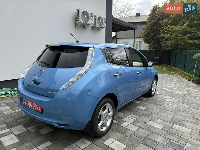 Хэтчбек Nissan Leaf 2012 в Владимире фото 6 Хэтчбек Nissan Leaf 2012 в Владимире