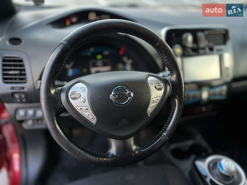 Хетчбек Nissan Leaf 2013 в Кам'янець-Подільському фото 9 Хетчбек Nissan Leaf 2013 в Кам'янець-Подільському