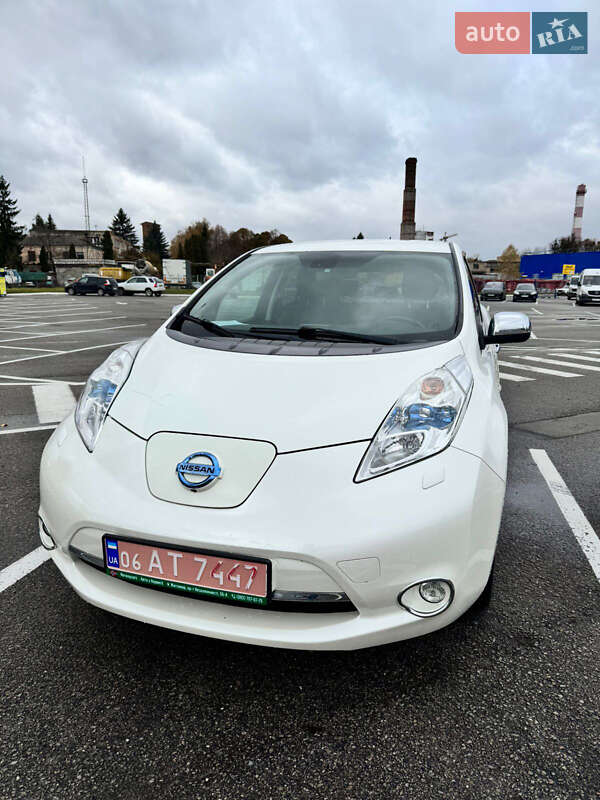 Хэтчбек Nissan Leaf 2015 в Житомире фото 6 Хэтчбек Nissan Leaf 2015 в Житомире