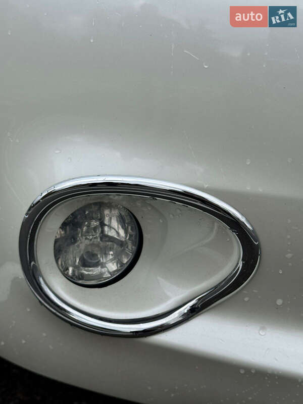 Хэтчбек Nissan Leaf 2015 в Житомире фото 11 Хэтчбек Nissan Leaf 2015 в Житомире