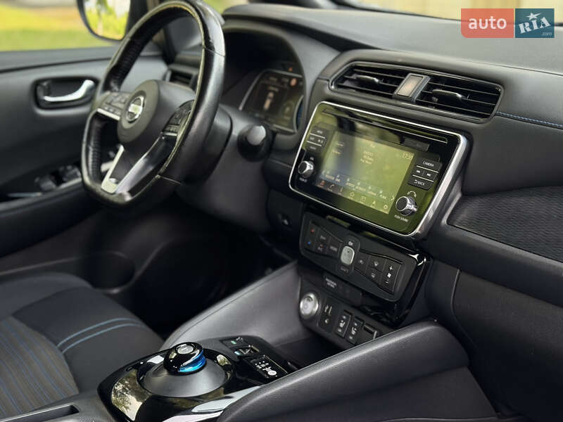 Хэтчбек Nissan Leaf 2019 в Киеве фото 13 Хэтчбек Nissan Leaf 2019 в Киеве