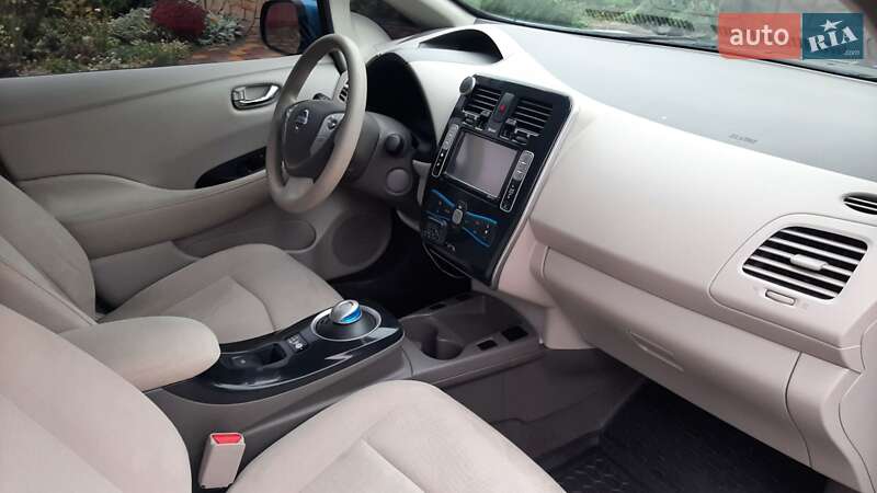 Хэтчбек Nissan Leaf 2011 в Летичеве фото 21 Хэтчбек Nissan Leaf 2011 в Летичеве