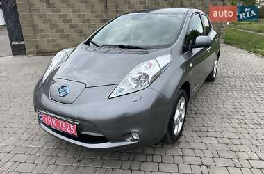 Хэтчбек Nissan Leaf 2015 в Луцке