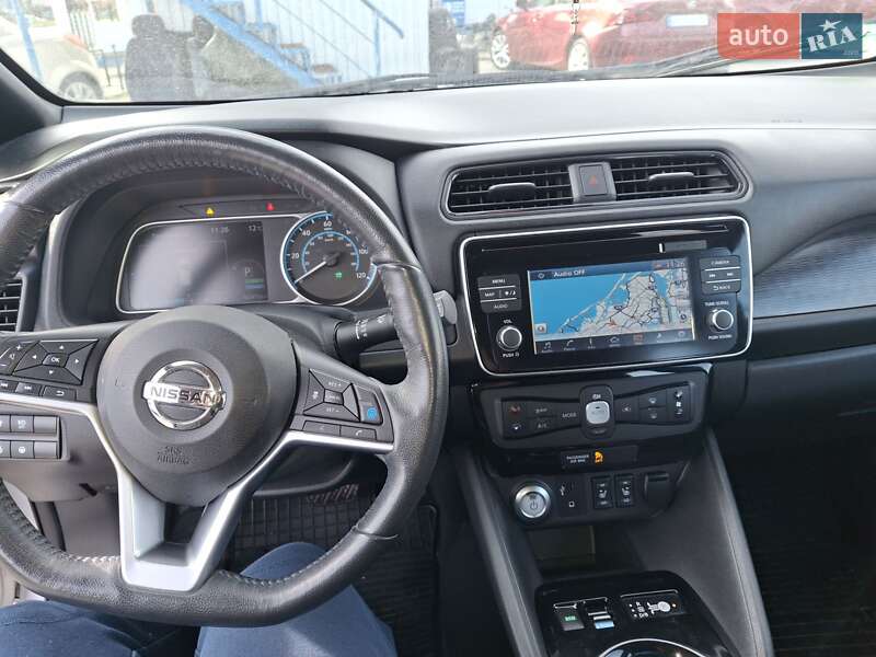 Хэтчбек Nissan Leaf 2018 в Хмельницком фото 14 Хэтчбек Nissan Leaf 2018 в Хмельницком