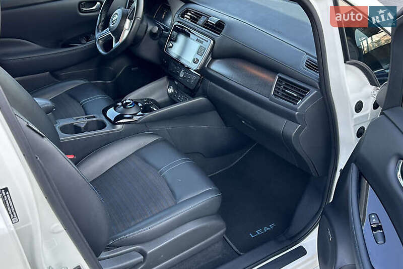 Хэтчбек Nissan Leaf 2018 в Ужгороде фото 18 Хэтчбек Nissan Leaf 2018 в Ужгороде