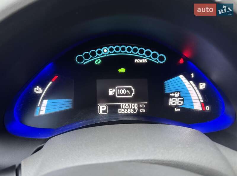 Хэтчбек Nissan Leaf 2014 в Киеве