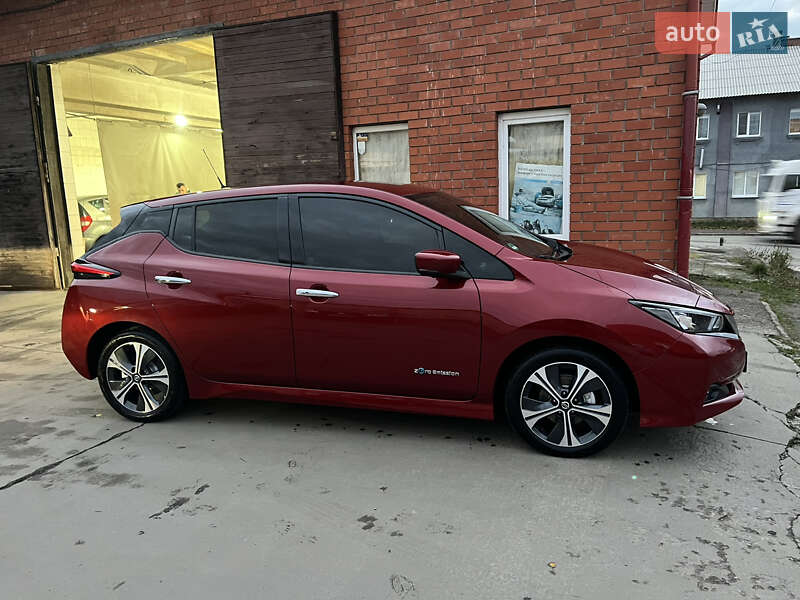 Хэтчбек Nissan Leaf 2020 в Бердичеве фото 5 Хэтчбек Nissan Leaf 2020 в Бердичеве