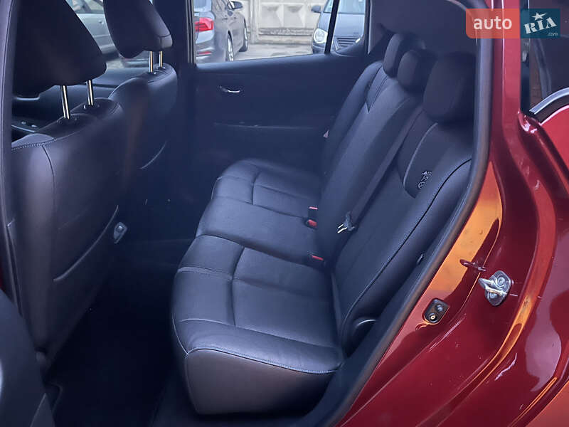 Хэтчбек Nissan Leaf 2020 в Бердичеве фото 15 Хэтчбек Nissan Leaf 2020 в Бердичеве