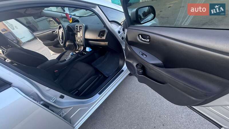 Хэтчбек Nissan Leaf 2016 в Харькове