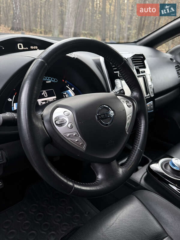 Хэтчбек Nissan Leaf 2017 в Бродах фото 23 Хэтчбек Nissan Leaf 2017 в Бродах