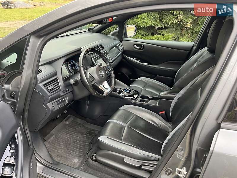 Хэтчбек Nissan Leaf 2018 в Львове