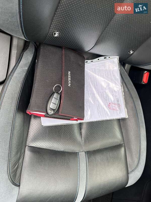 Хэтчбек Nissan Leaf 2018 в Львове