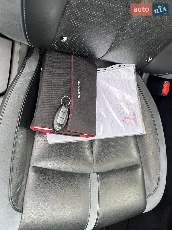 Хэтчбек Nissan Leaf 2018 в Львове документ