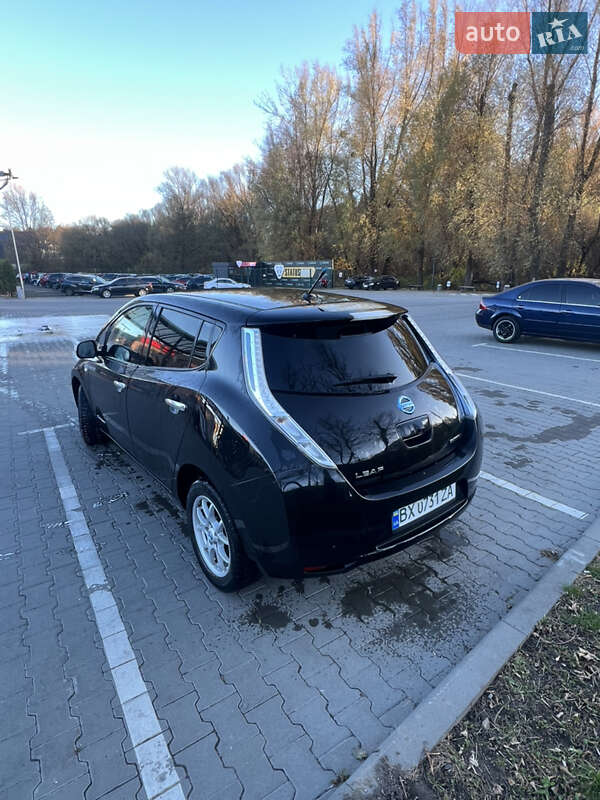 Хетчбек Nissan Leaf 2013 в Хмельницькому