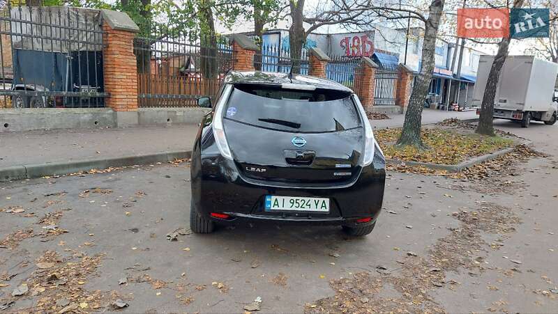 Хэтчбек Nissan Leaf 2017 в Киеве