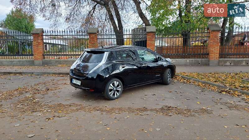 Хэтчбек Nissan Leaf 2017 в Киеве