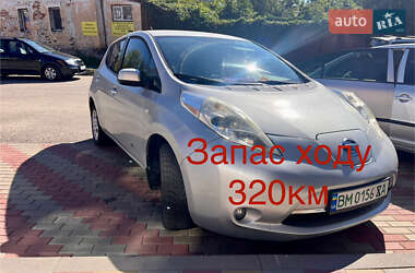 Хэтчбек Nissan Leaf 2011 в Ахтырке