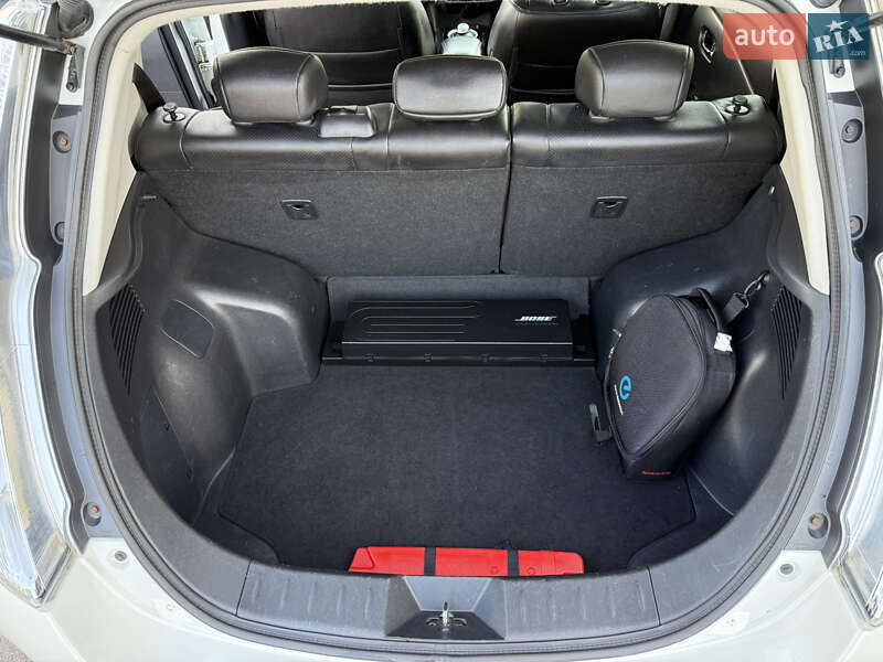 Хэтчбек Nissan Leaf 2014 в Ровно фото 24 Хэтчбек Nissan Leaf 2014 в Ровно
